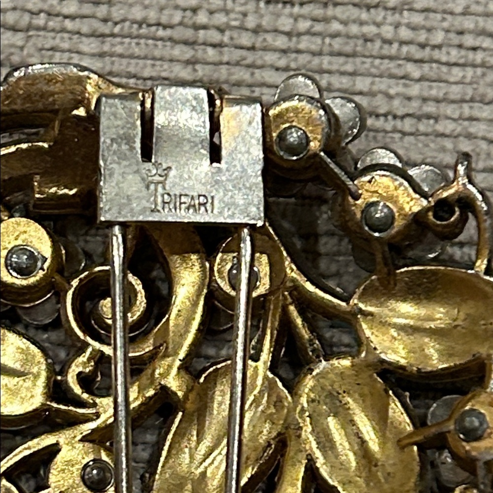 1939 crown Trifari rare clip brooch - Picture 4 of 6